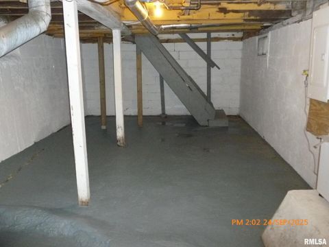 Tiny photo for 752 17TH Avenue, East Moline, IL 61244 (MLS # QC4267730)