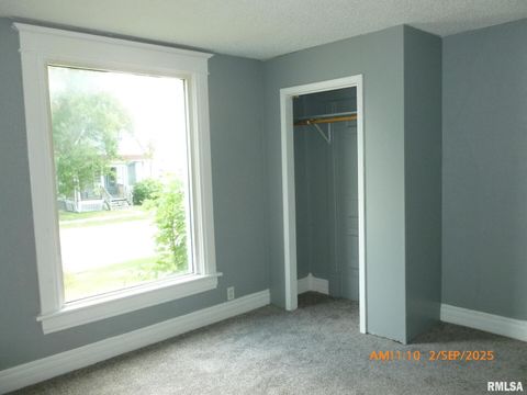 Tiny photo for 752 17TH Avenue, East Moline, IL 61244 (MLS # QC4267730)