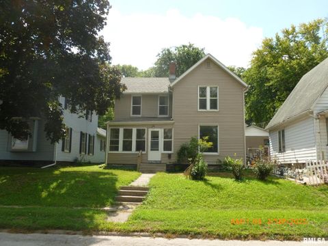 Photo of 752 17TH Avenue, East Moline, IL 61244 (MLS # QC4267730)