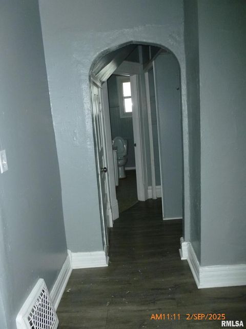 Tiny photo for 752 17TH Avenue, East Moline, IL 61244 (MLS # QC4267730)