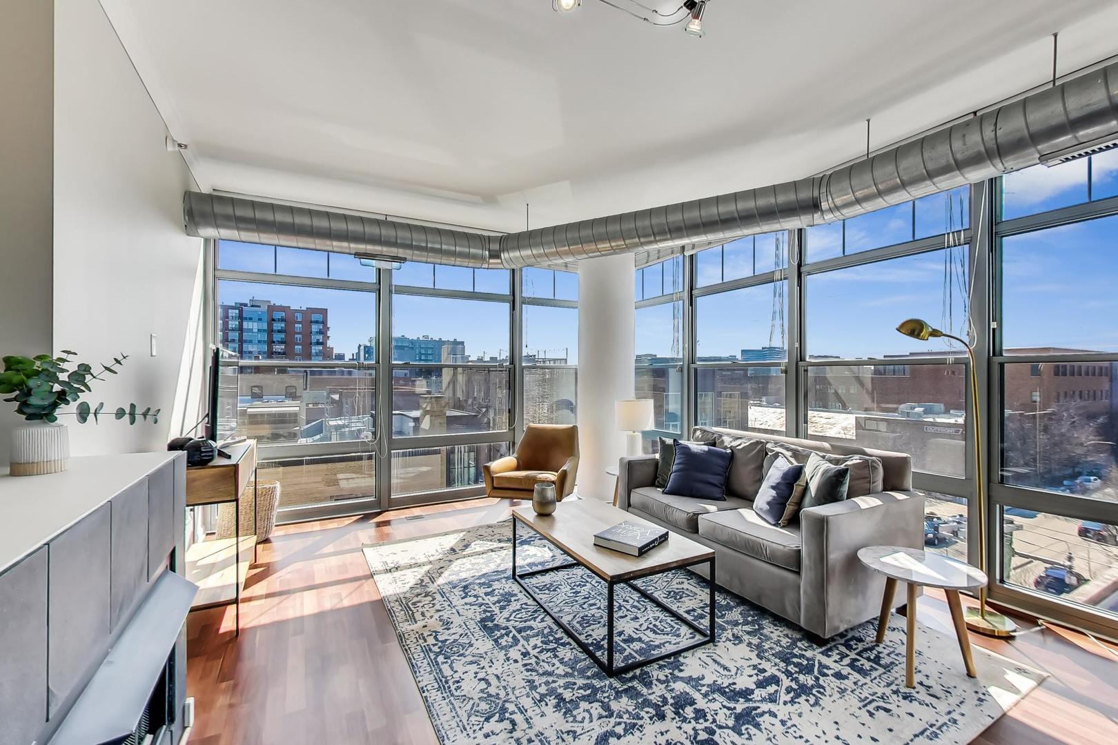 1200 W Monroe Street 511