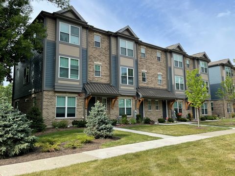 601 Broadway Street Libertyville IL 60048
