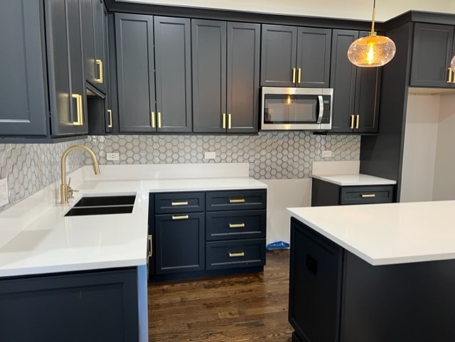 2715 W Potomac Street 3