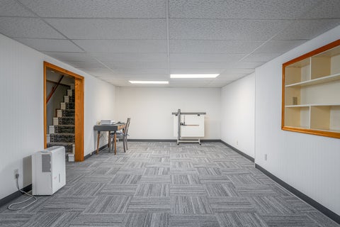 Tiny photo for 1923 Glenn Street, Bettendorf, IA 52722 (MLS # 12759308)