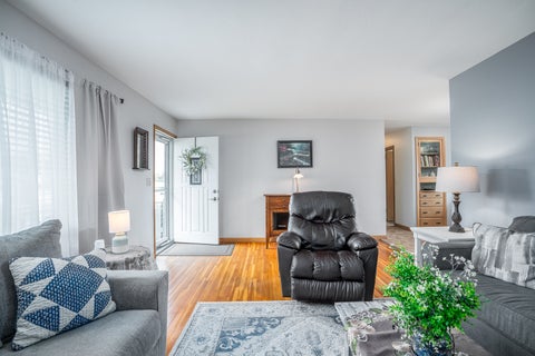 Tiny photo for 1923 Glenn Street, Bettendorf, IA 52722 (MLS # 12759308)