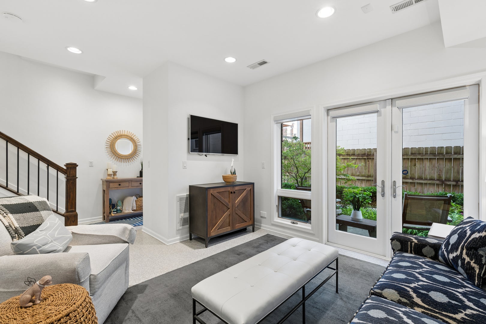 1738 W Diversey Parkway 3