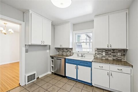 Tiny photo for 1927 Warren Street, Evanston, IL 60202 (MLS # 12488796)