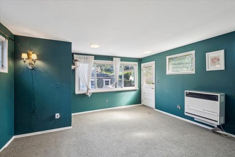 Tiny photo for 1927 Warren Street, Evanston, IL 60202 (MLS # 12488796)