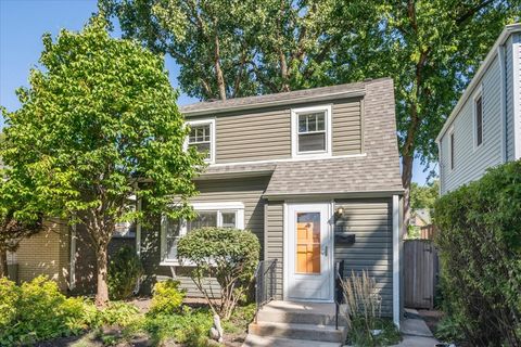 Photo of 1927 Warren Street, Evanston, IL 60202 (MLS # 12488796)
