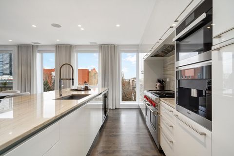 Tiny photo for 1625 N Burling Street #401, Chicago, IL 60614 (MLS # 12541515)