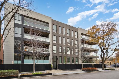 1625 N Burling Street 401 Chicago IL 60614