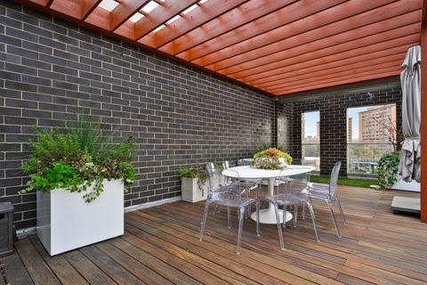 Tiny photo for 1625 N Burling Street #401, Chicago, IL 60614 (MLS # 12541515)