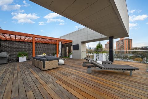 Tiny photo for 1625 N Burling Street #401, Chicago, IL 60614 (MLS # 12541515)