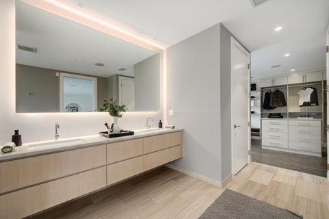 Tiny photo for 1625 N Burling Street #401, Chicago, IL 60614 (MLS # 12541515)