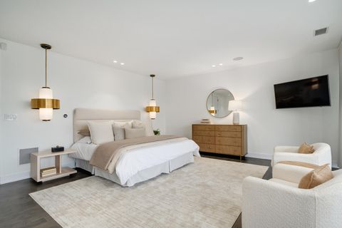 Tiny photo for 1625 N Burling Street #401, Chicago, IL 60614 (MLS # 12541515)