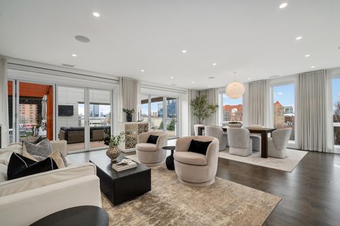 Tiny photo for 1625 N Burling Street #401, Chicago, IL 60614 (MLS # 12541515)