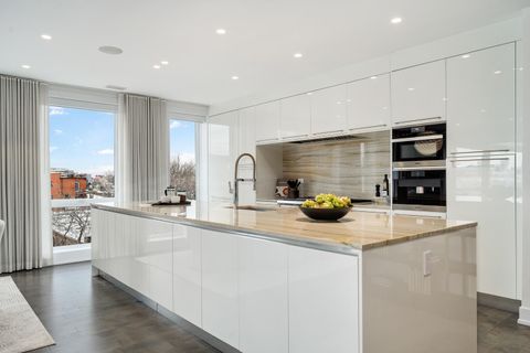 Tiny photo for 1625 N Burling Street #401, Chicago, IL 60614 (MLS # 12541515)