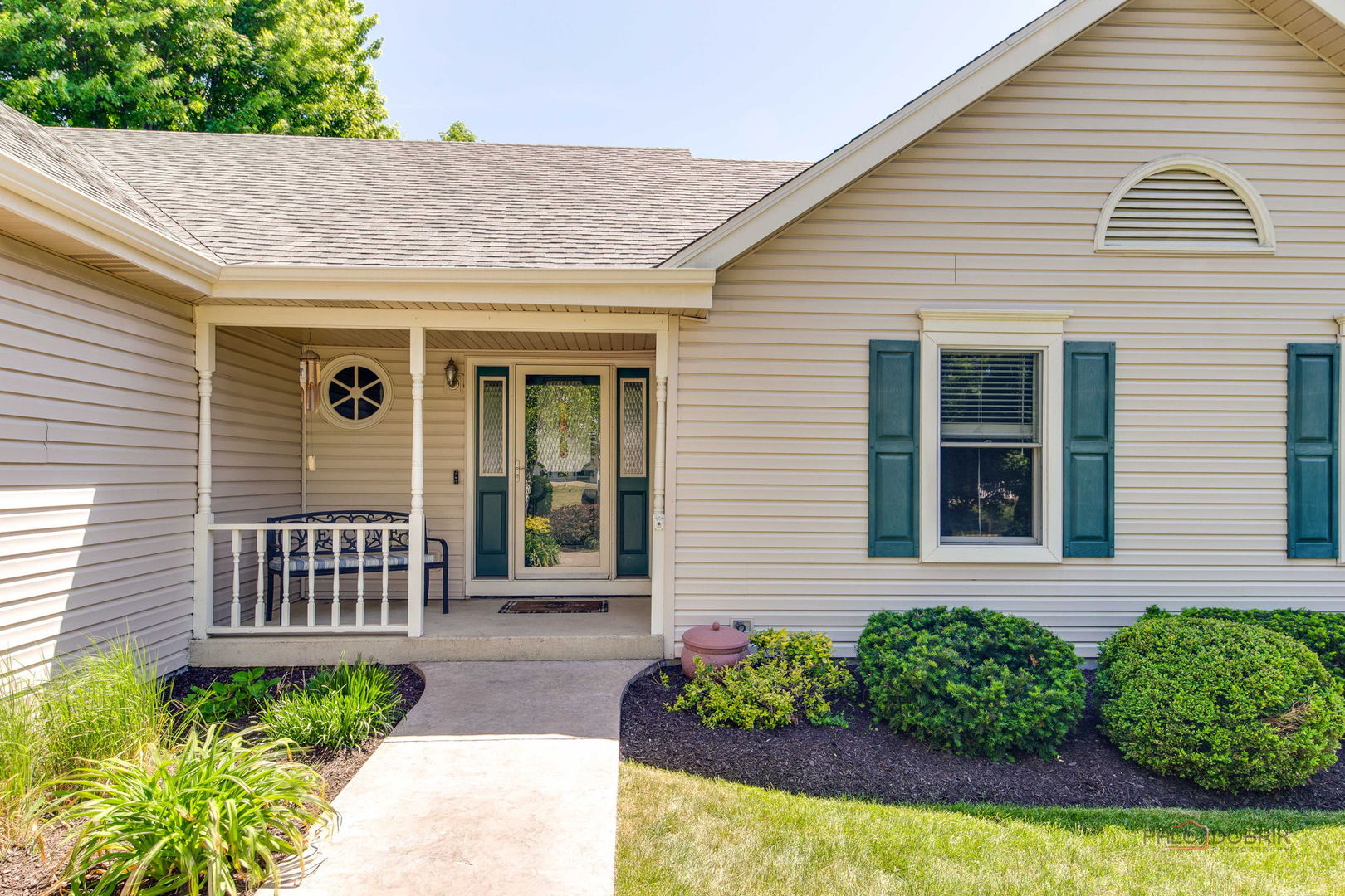 Properties 1 317 Wooded Knoll Drive