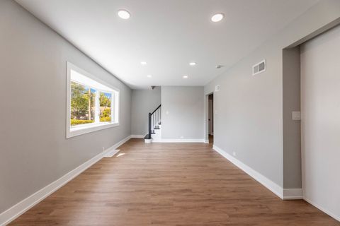 Tiny photo for 6856 W Crandall Avenue, Worth, IL 60482 (MLS # 12475905)