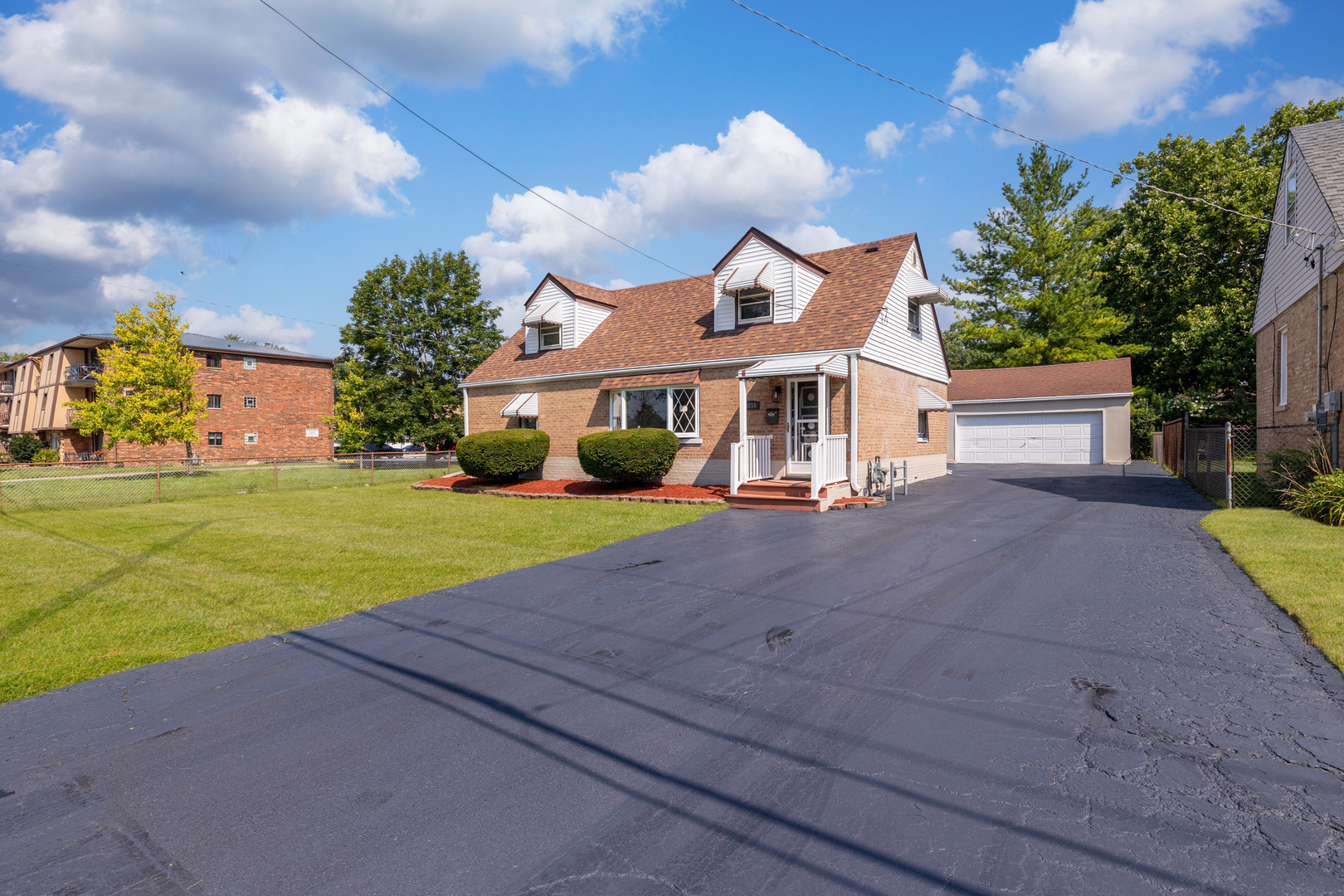 6856 W Crandall Avenue