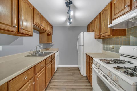 Tiny photo for 138 E Bailey Road #M, Naperville, IL 60565 (MLS # 12739166)