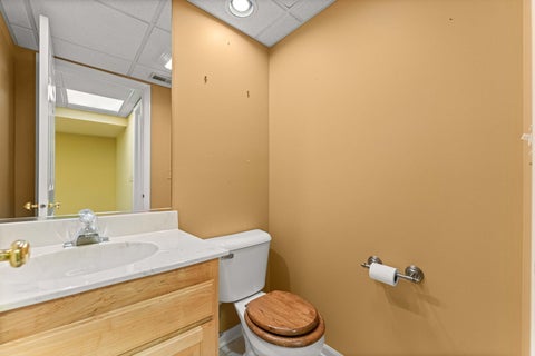 Tiny photo for 825 Braeman Court, Libertyville, IL 60048 (MLS # 12679808)