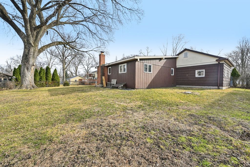 listing image 50