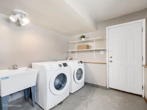 Tiny photo for 14138 Terry Drive, Orland Park, IL 60462 (MLS # 12553164)