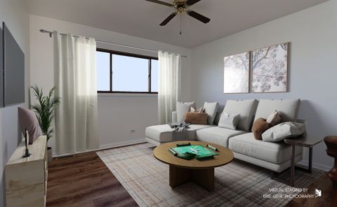 Tiny photo for 34026 N White Oak Lane, Gurnee, IL 60031 (MLS # 12513546)