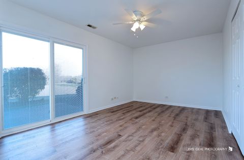 Tiny photo for 34026 N White Oak Lane, Gurnee, IL 60031 (MLS # 12513546)