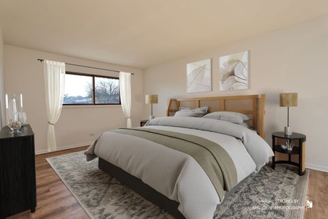 Tiny photo for 34026 N White Oak Lane, Gurnee, IL 60031 (MLS # 12513546)