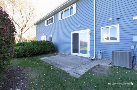 Tiny photo for 34026 N White Oak Lane, Gurnee, IL 60031 (MLS # 12513546)