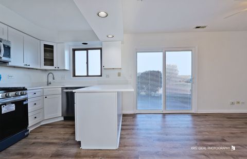 Tiny photo for 34026 N White Oak Lane, Gurnee, IL 60031 (MLS # 12513546)