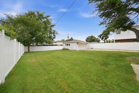 Tiny photo for 10324 S Kolmar Avenue, Oak Lawn, IL 60453 (MLS # 12725260)