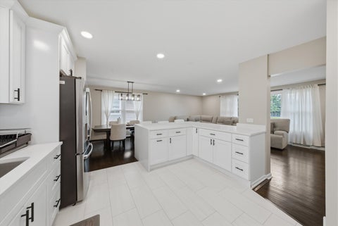Tiny photo for 10324 S Kolmar Avenue, Oak Lawn, IL 60453 (MLS # 12725260)