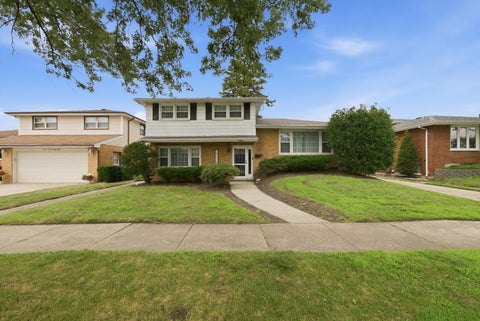 Tiny photo for 10324 S Kolmar Avenue, Oak Lawn, IL 60453 (MLS # 12725260)