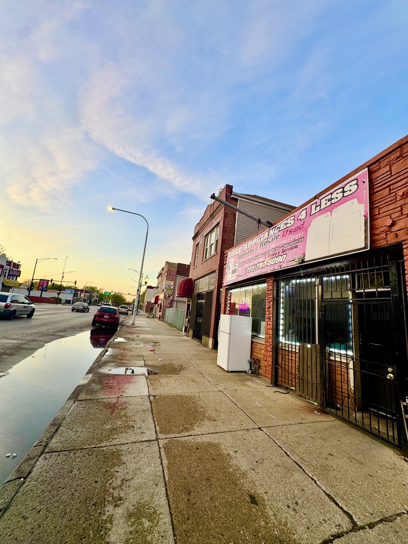 5019 S Ashland Avenue