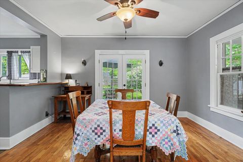 Tiny photo for 1104 W Green Street, Champaign, IL 61821 (MLS # 12619472)