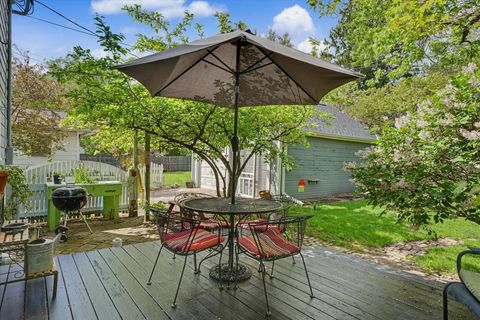 Tiny photo for 1104 W Green Street, Champaign, IL 61821 (MLS # 12619472)