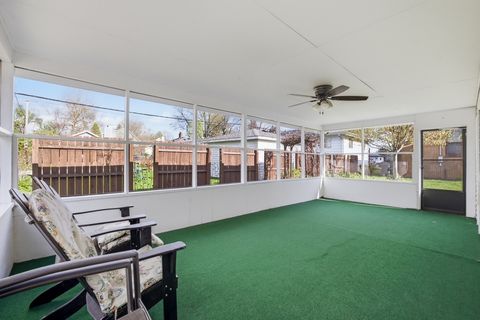 Tiny photo for 628 Franklin Street, Downers Grove, IL 60515 (MLS # 12622259)