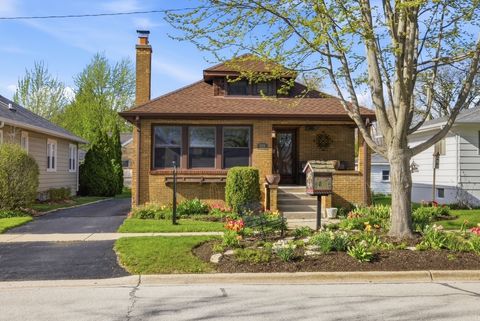 Photo of 628 Franklin Street, Downers Grove, IL 60515 (MLS # 12622259)