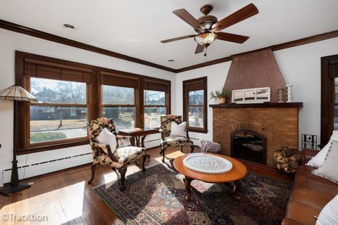 Tiny photo for 628 Franklin Street, Downers Grove, IL 60515 (MLS # 12622259)