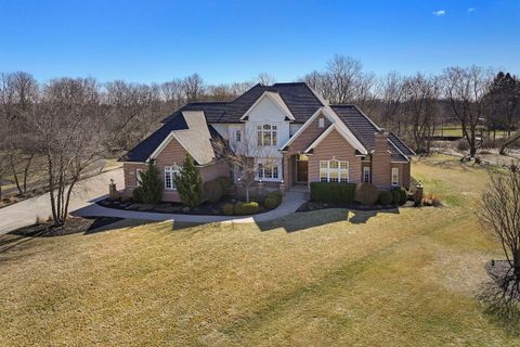 Photo of 1801 8th Place, Kenosha, WI 53140 (MLS # 12601706)