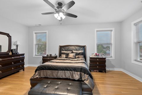 Tiny photo for 7727 S Roberts Road, Bridgeview, IL 60455 (MLS # 12501909)