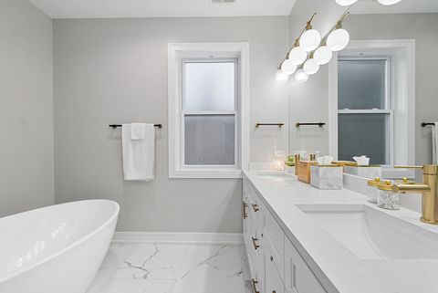 Tiny photo for 7727 S Roberts Road, Bridgeview, IL 60455 (MLS # 12501909)