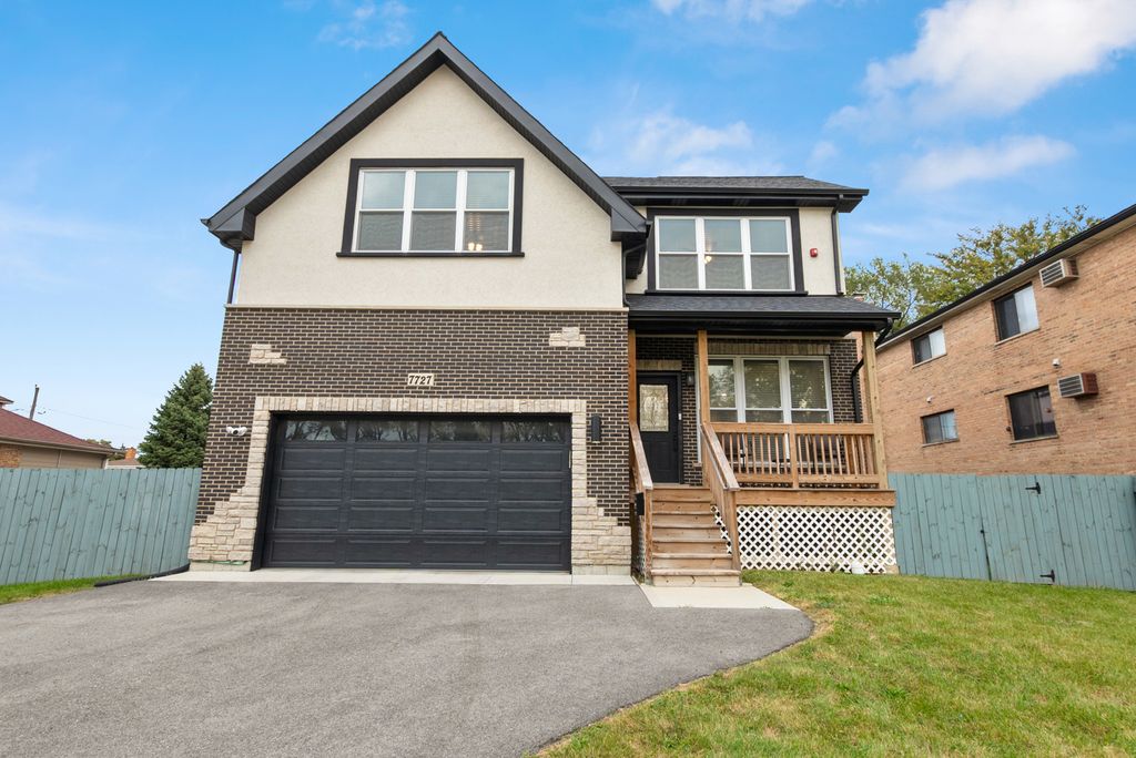 Photo for 7727 S Roberts Road, Bridgeview, IL 60455 (MLS # 12501909)