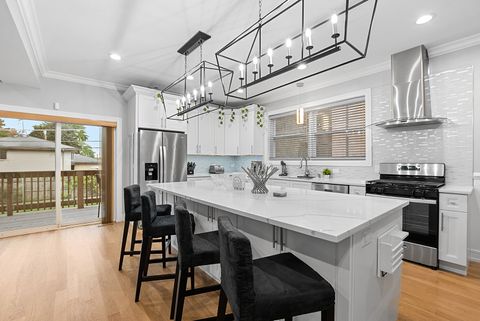 Tiny photo for 7727 S Roberts Road, Bridgeview, IL 60455 (MLS # 12501909)