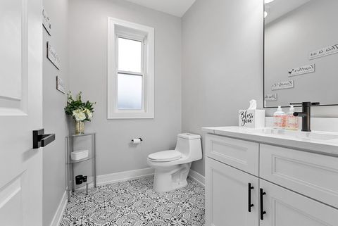 Tiny photo for 7727 S Roberts Road, Bridgeview, IL 60455 (MLS # 12501909)