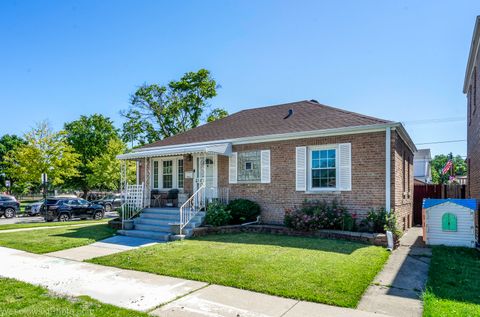 Photo of 3461 N Pacific Avenue, Chicago, IL 60634 (MLS # 12678763)