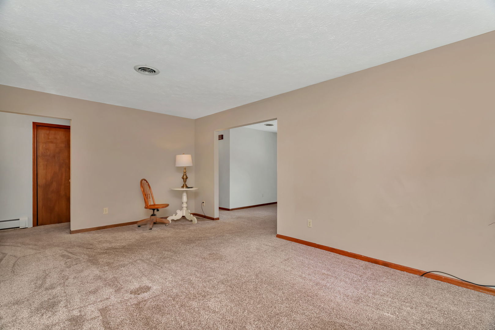 16214 W Diane Way